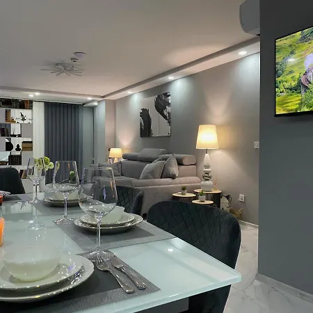 Apart72 - Modern And Cosy 아파트 *